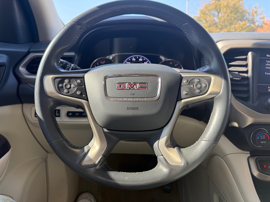 2022 GMC Acadia Image 21