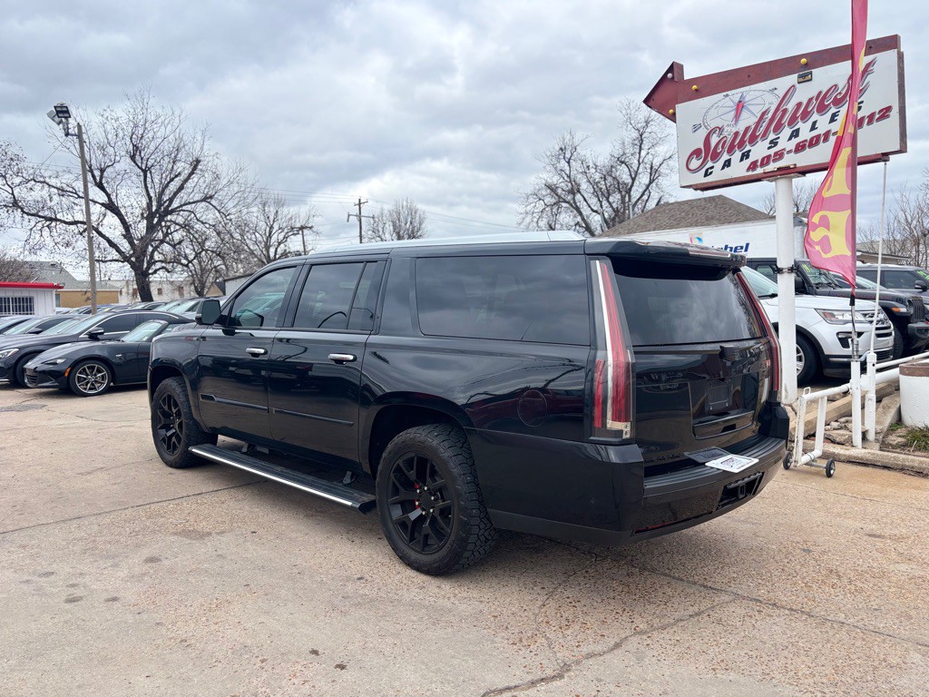 2020 Cadillac Escalade Image 7