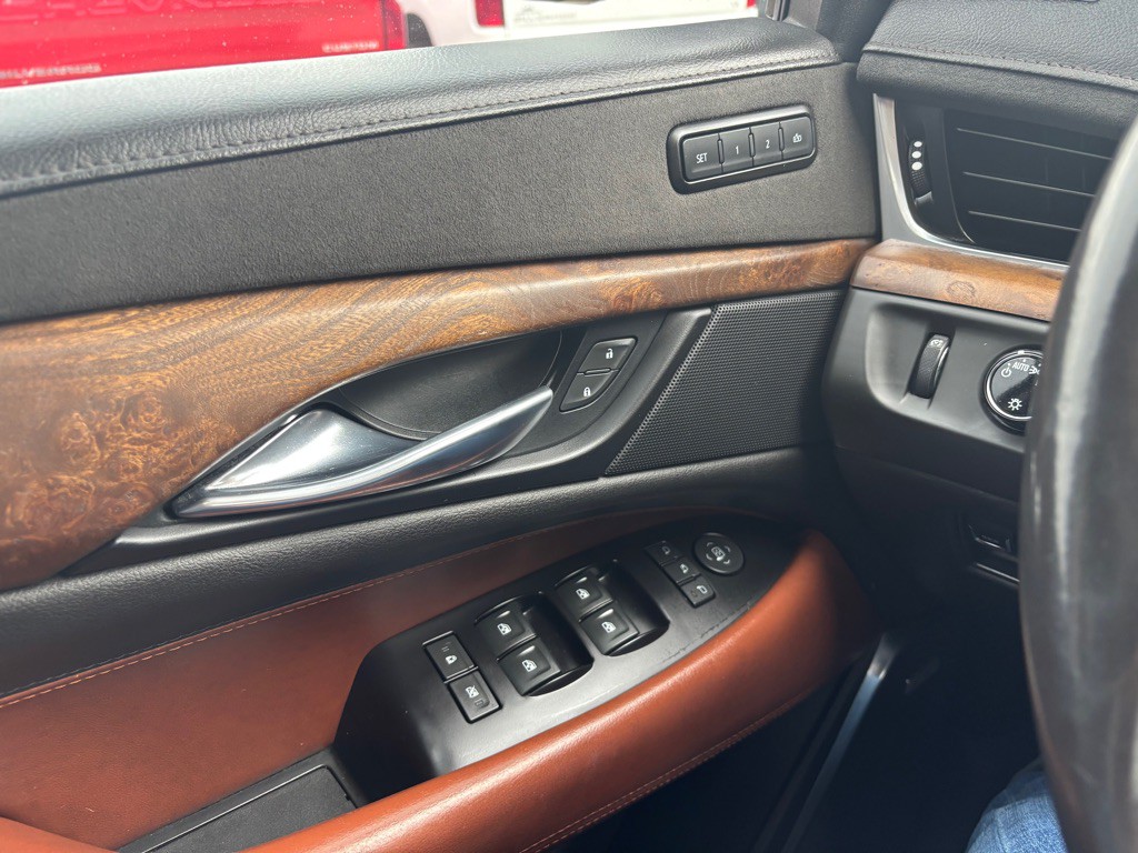 2020 Cadillac Escalade Image 19