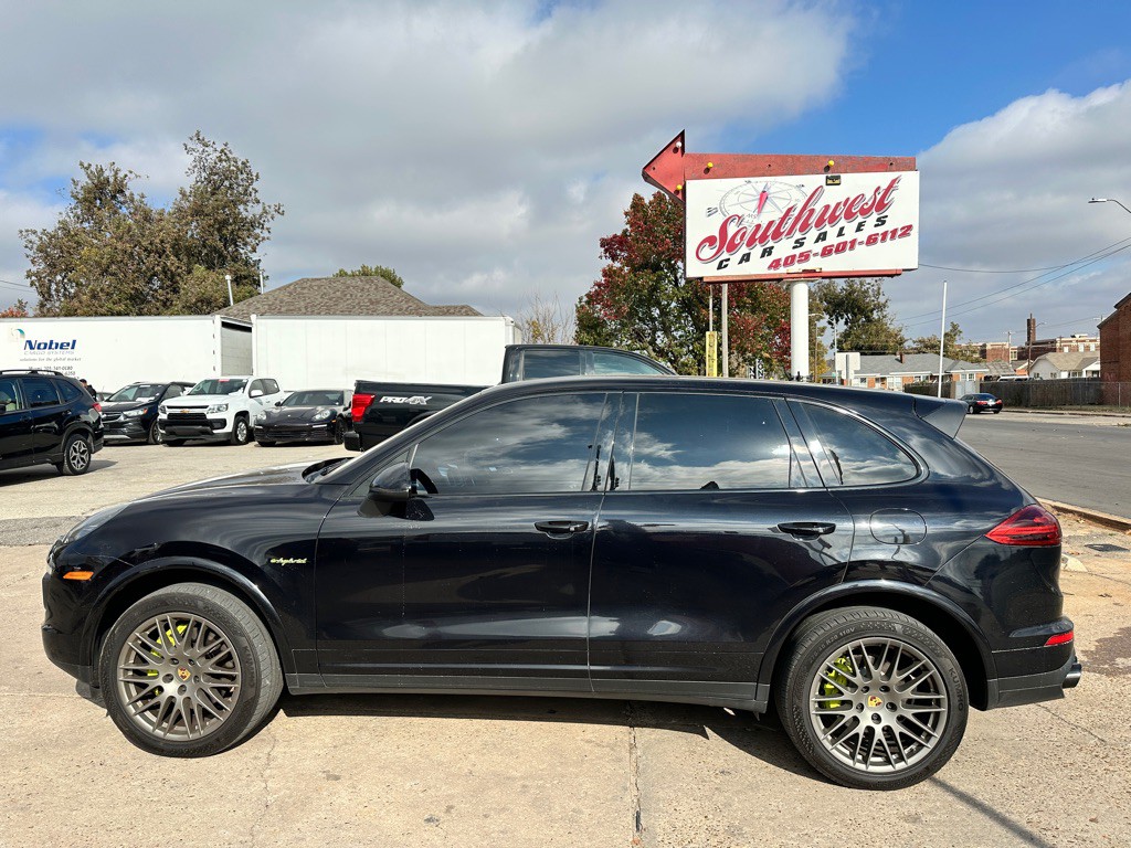2018 Porsche Cayenne Image 7
