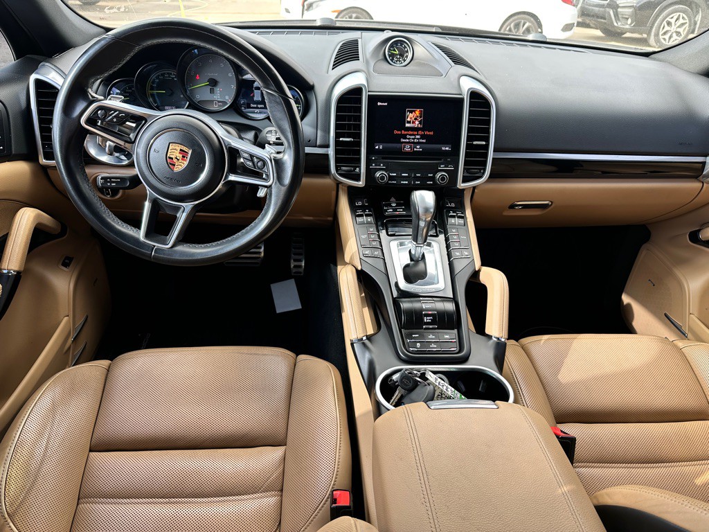 2018 Porsche Cayenne Image 12