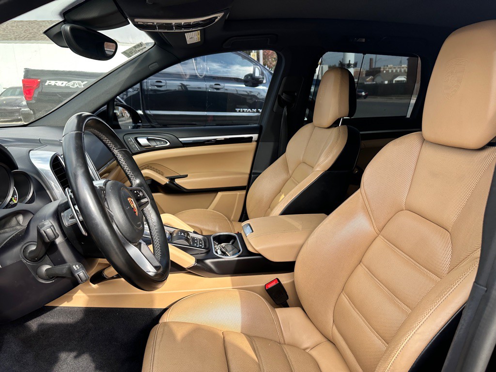 2018 Porsche Cayenne Image 16