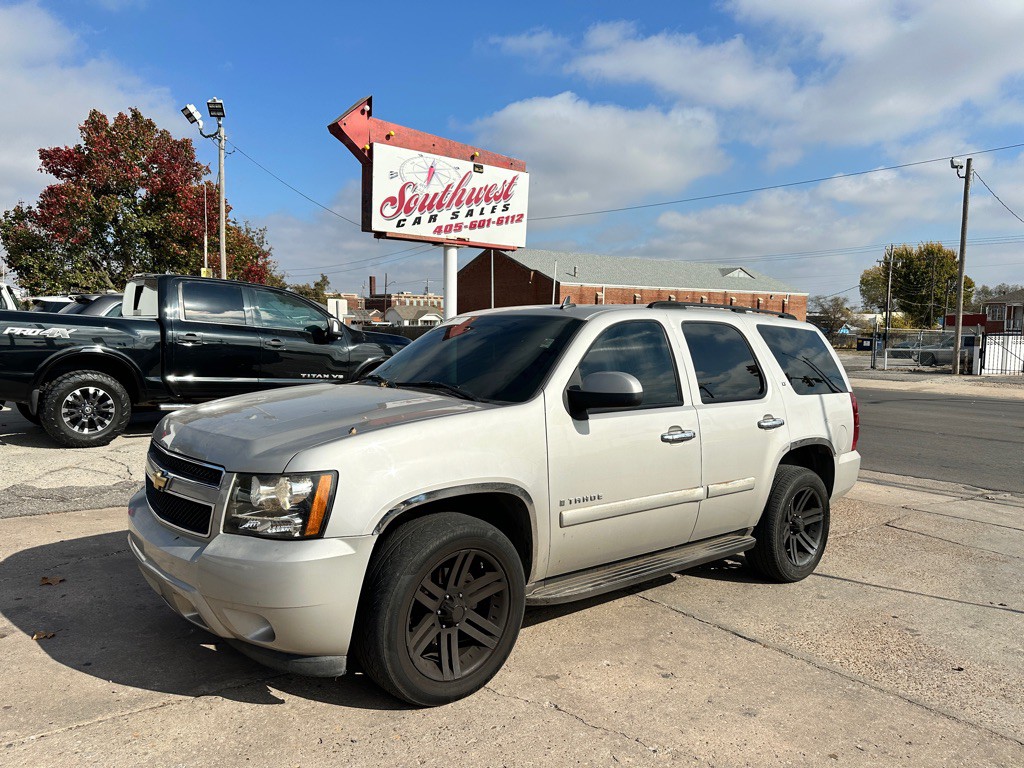 2007 Chevrolet Tahoe Image 1