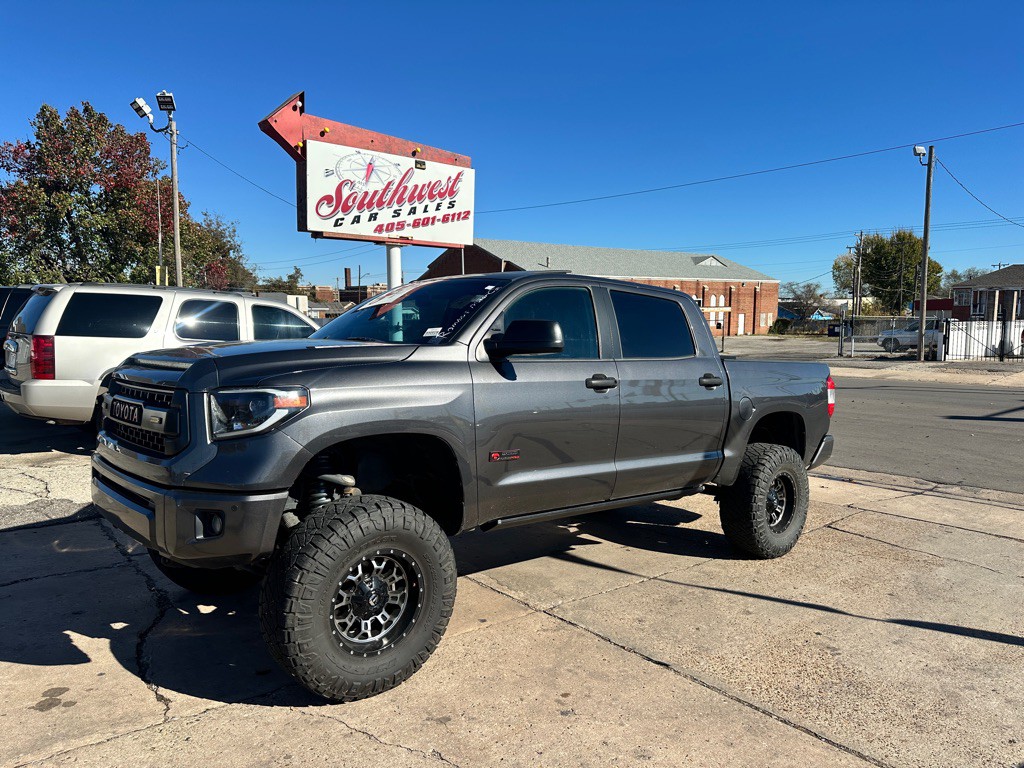 2014 Toyota Tundra Image 1