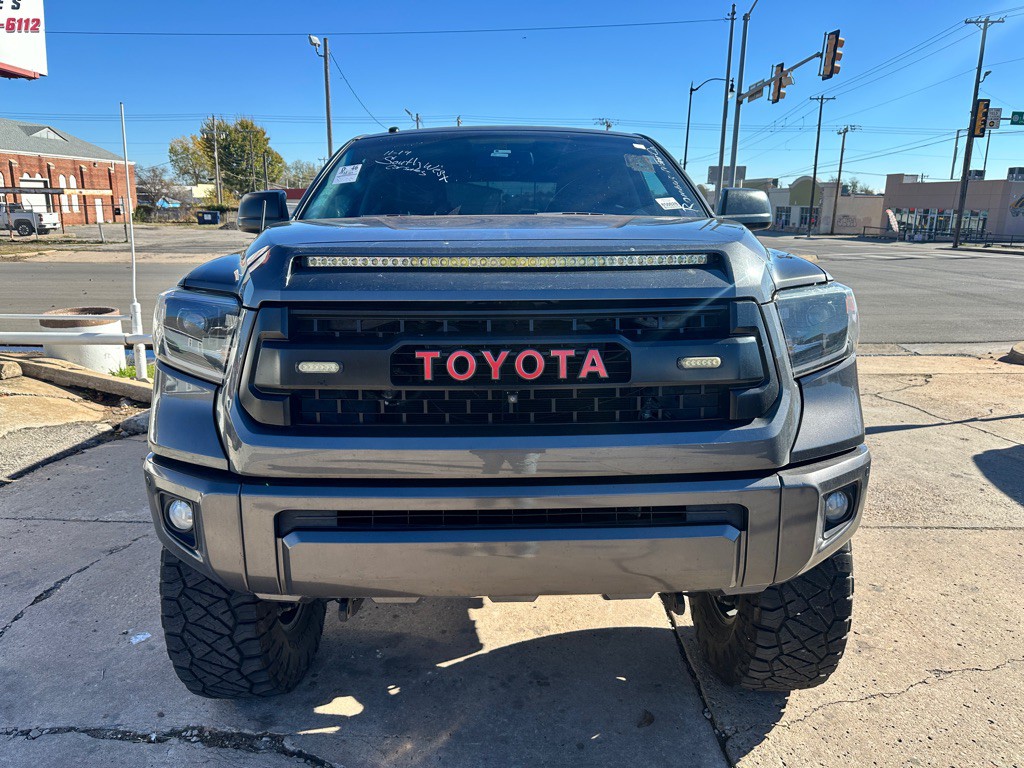 2014 Toyota Tundra Image 2