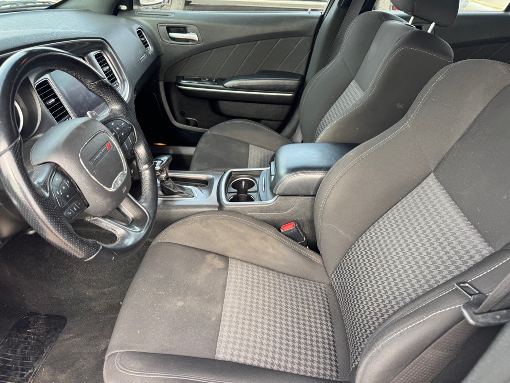 2022 Dodge Charger Image 9