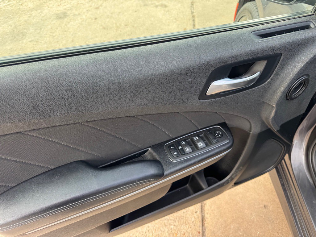 2022 Dodge Charger Image 11