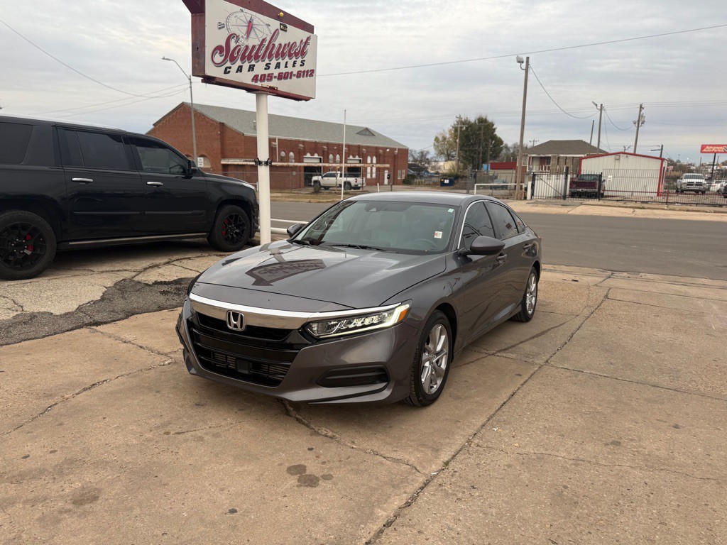2019 Honda Accord Image 1