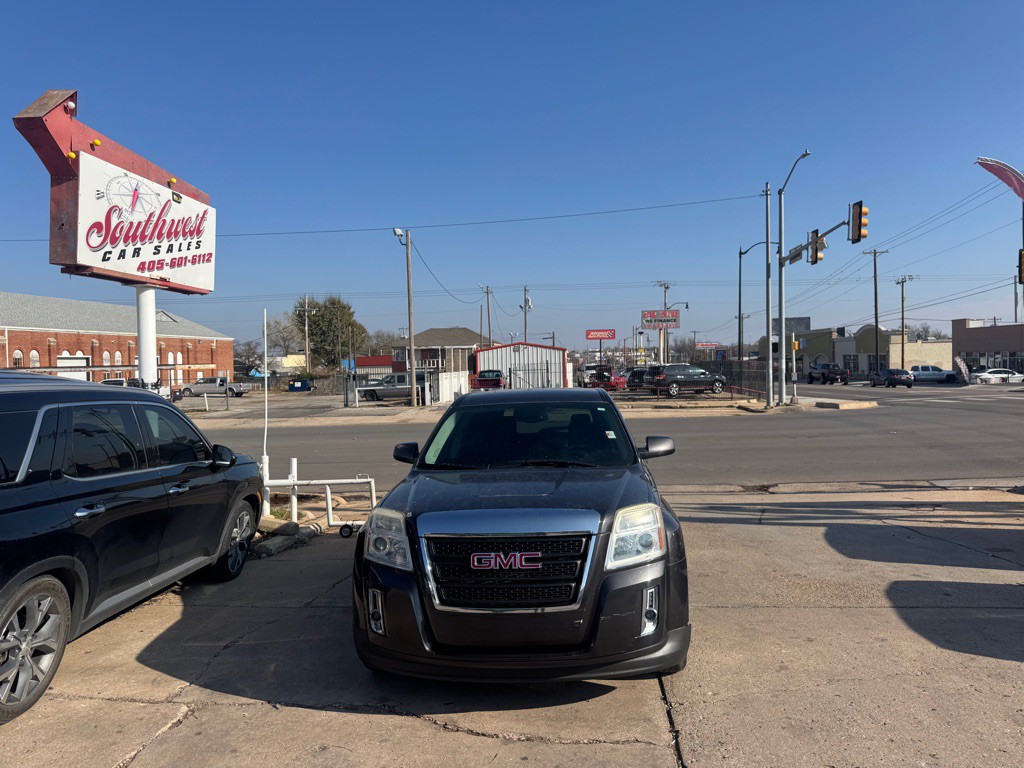 2015 GMC Terrain Image 2