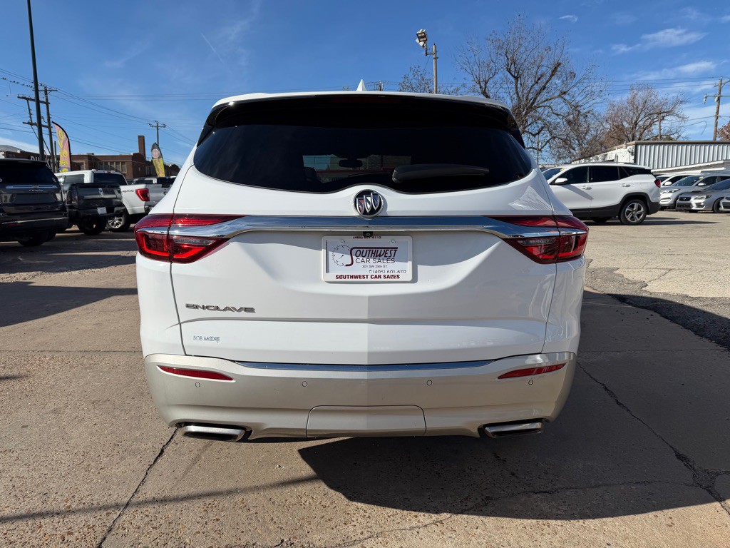 2021 Buick Enclave Image 4