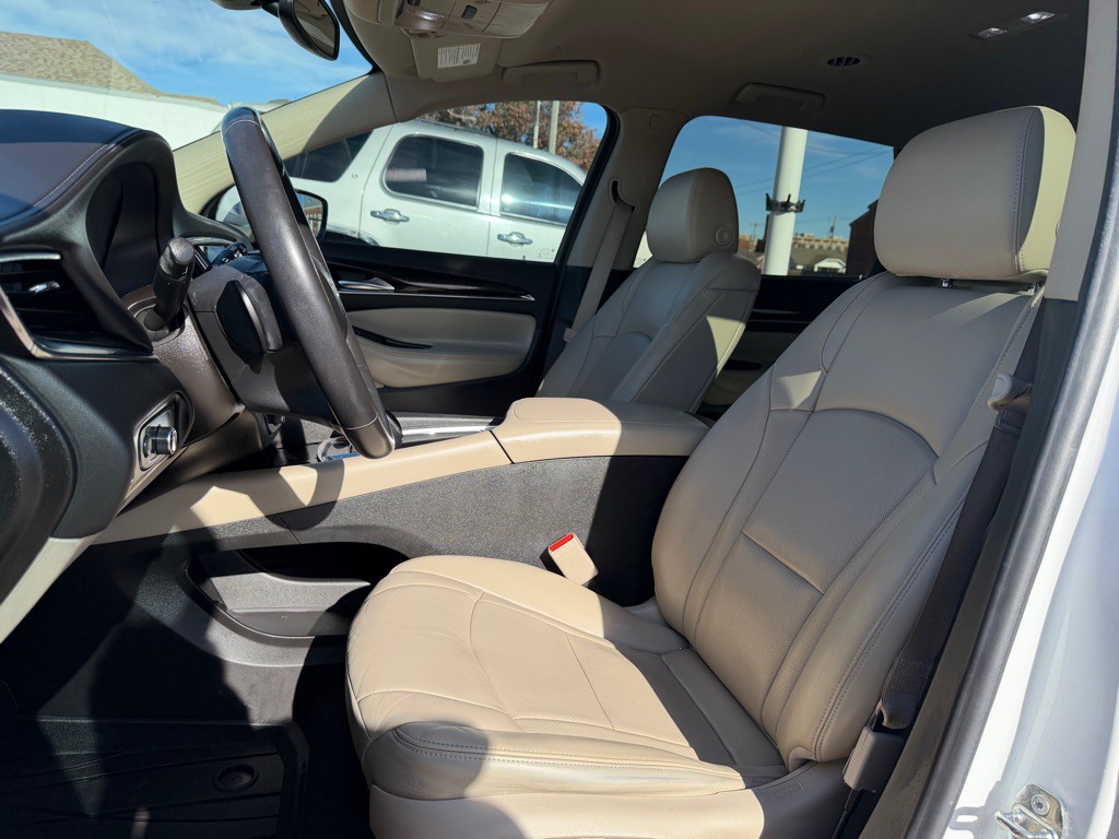 2021 Buick Enclave Image 12