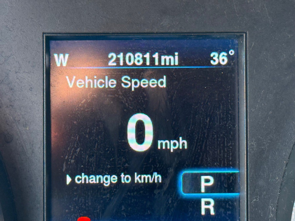 2013 Chrysler 300 Image 17