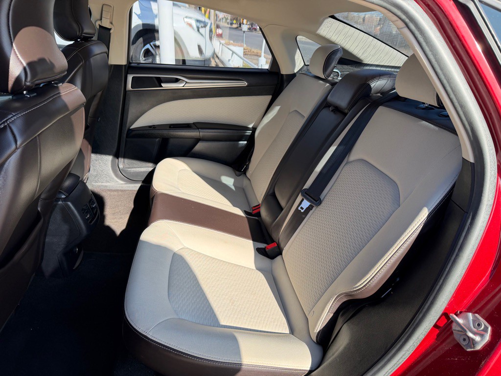 2019 Ford Fusion Image 10