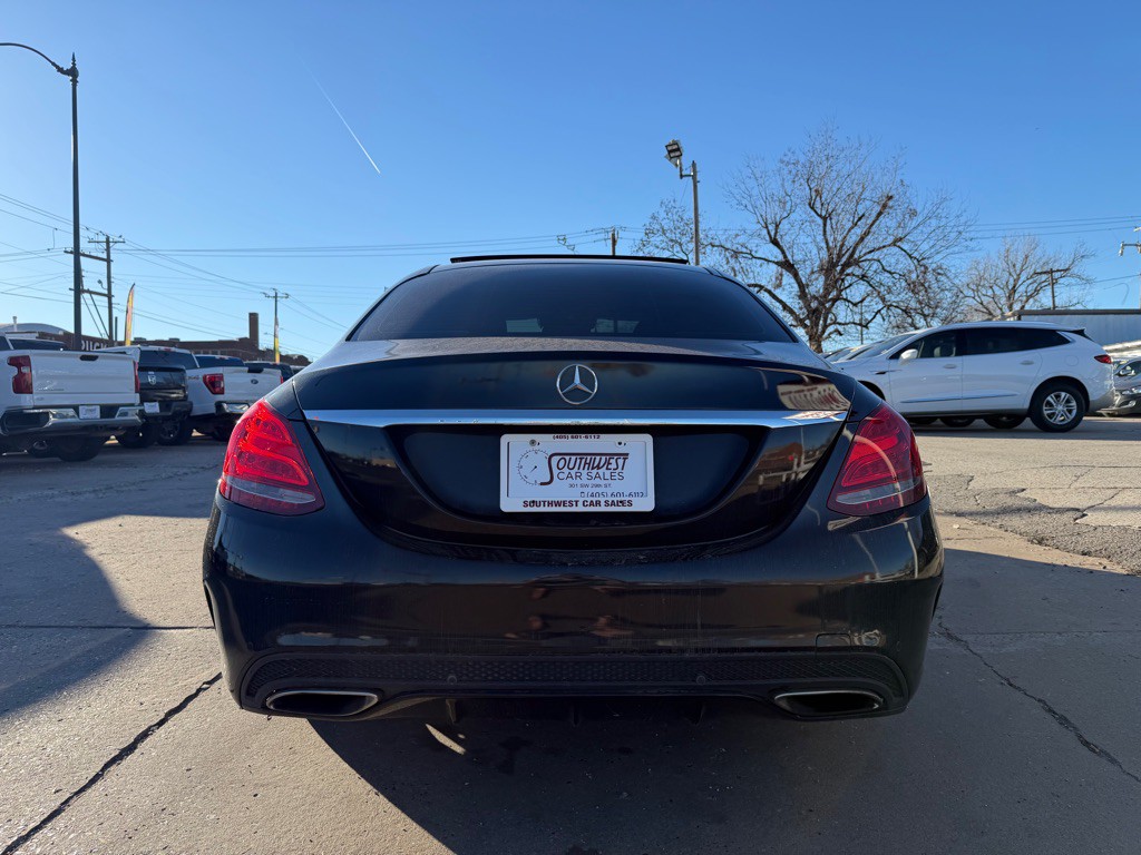 2015 Mercedes-Benz C-Class Image 4