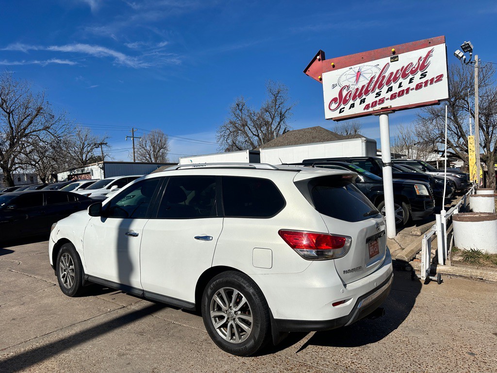 2013 Nissan Pathfinder Image 6