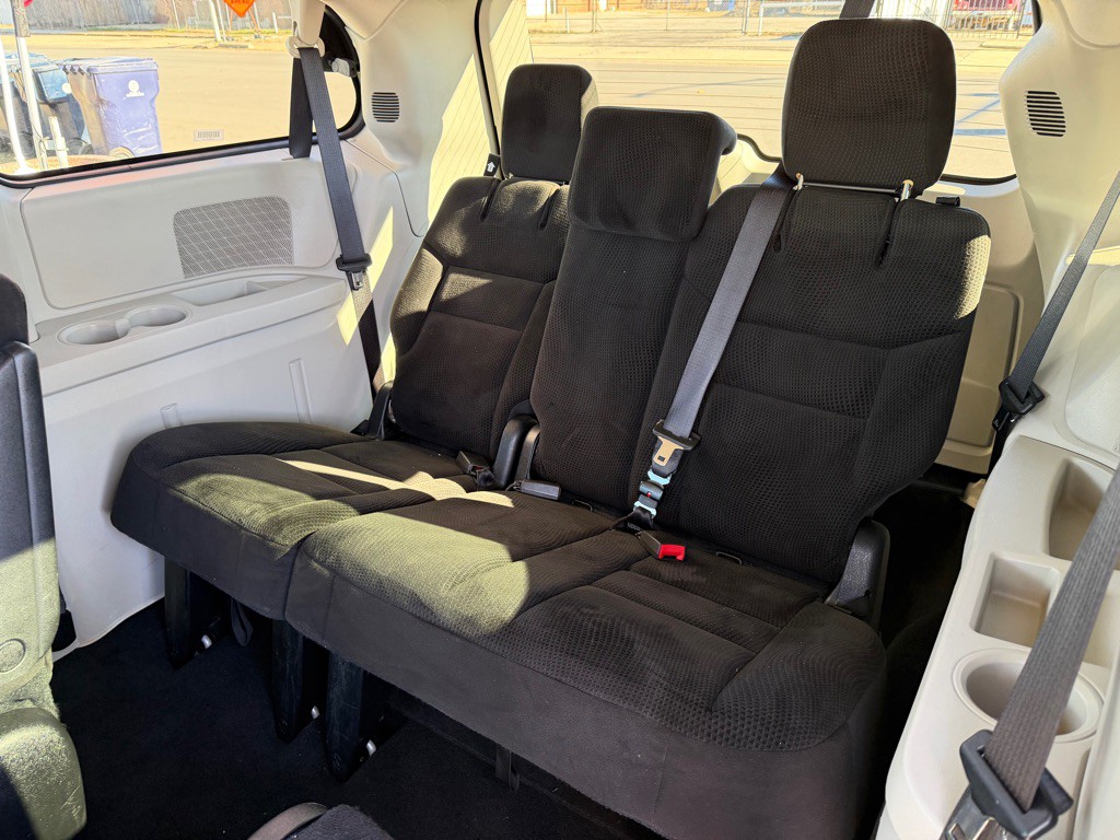 2016 Dodge Grand Caravan Image 14