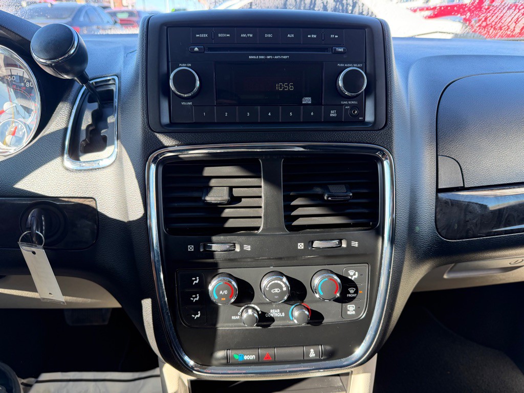 2016 Dodge Grand Caravan Image 16