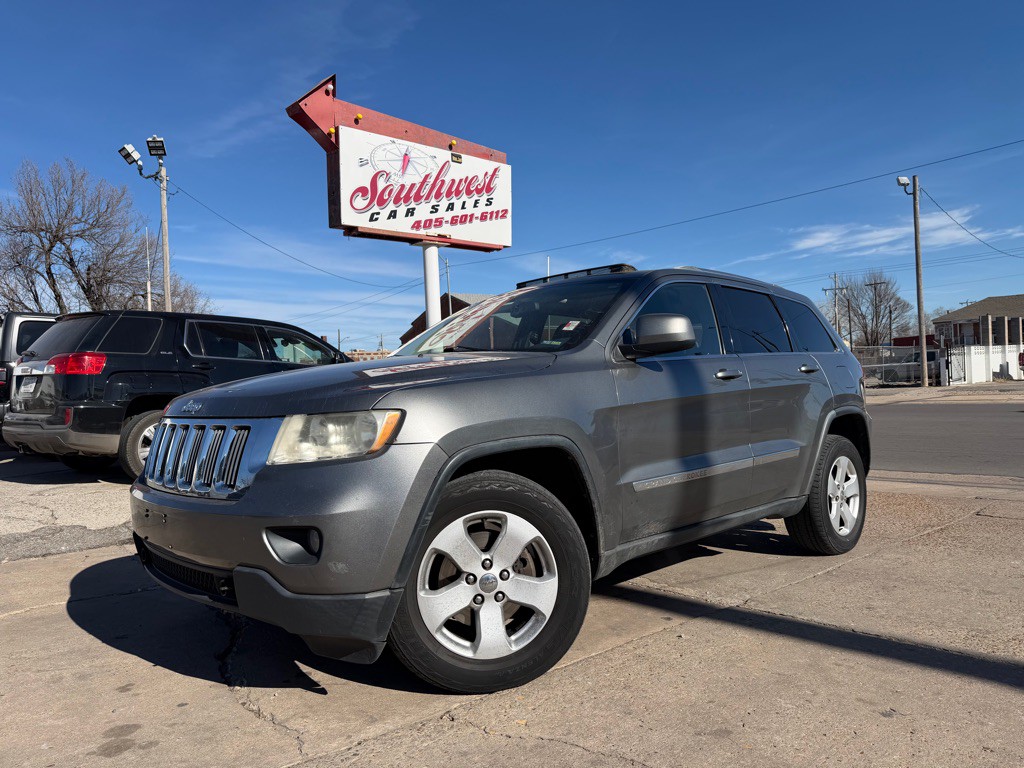 2012 Jeep Grand Cherokee Image 1