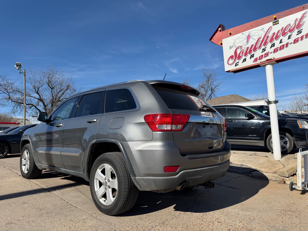2012 Jeep Grand Cherokee Image 3
