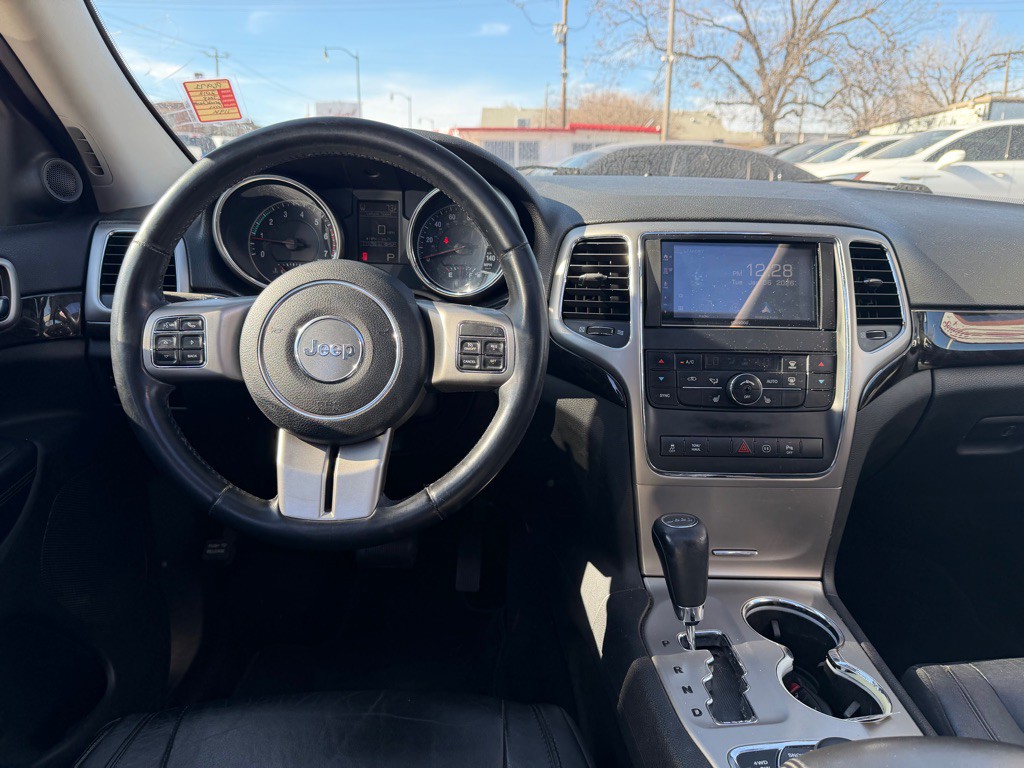 2012 Jeep Grand Cherokee Image 13