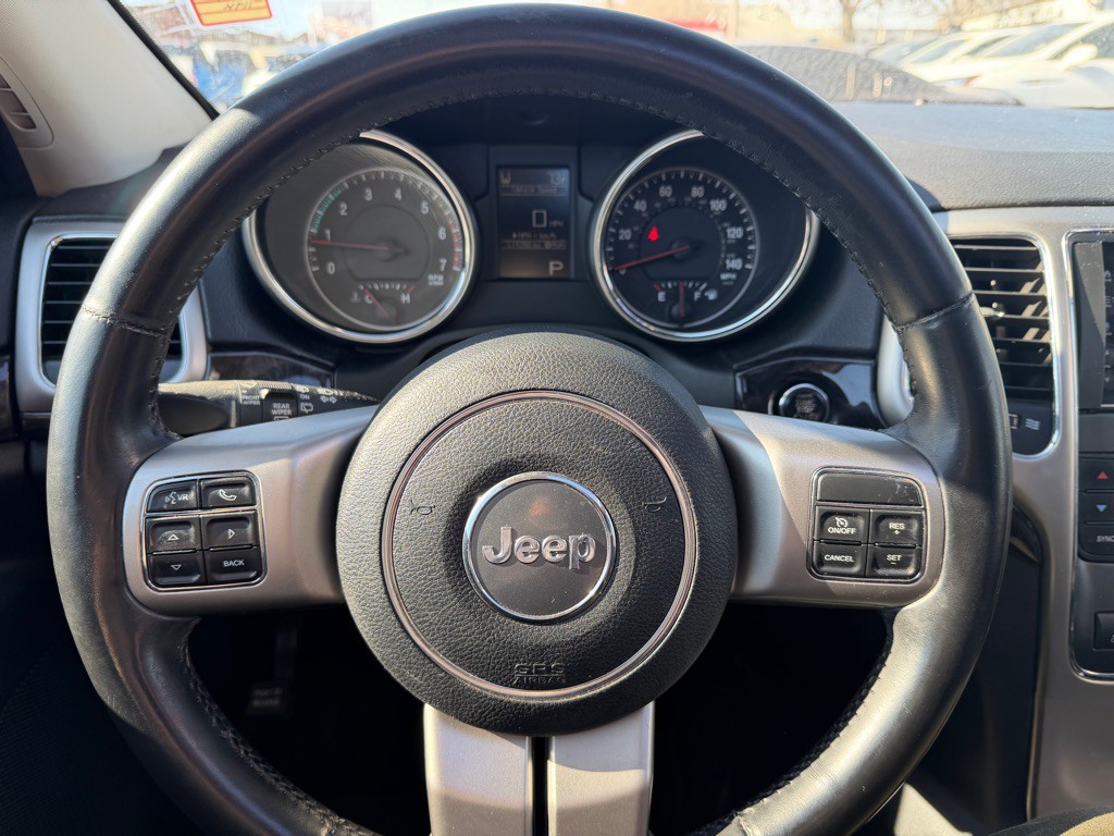 2012 Jeep Grand Cherokee Image 14
