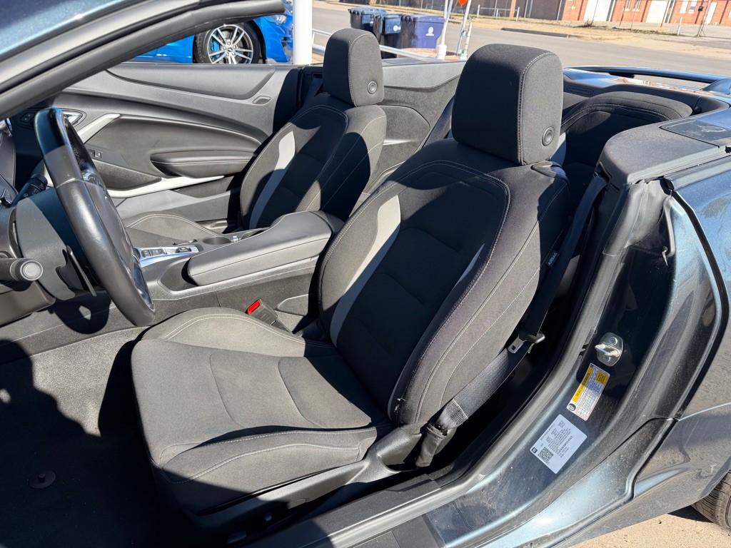 2023 Chevrolet Camaro Image 9