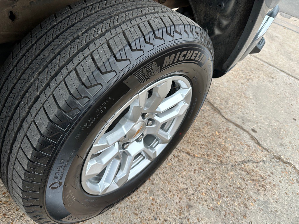 2019 Chevrolet Silverado 1500 Image 10