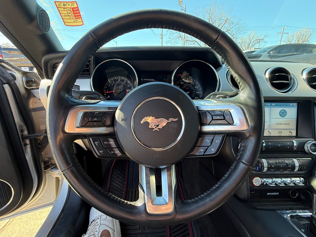 2017 Ford Mustang Image 18