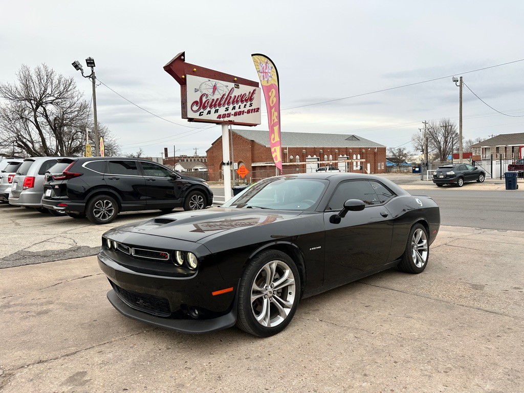 2021 Dodge Challenger Image 1
