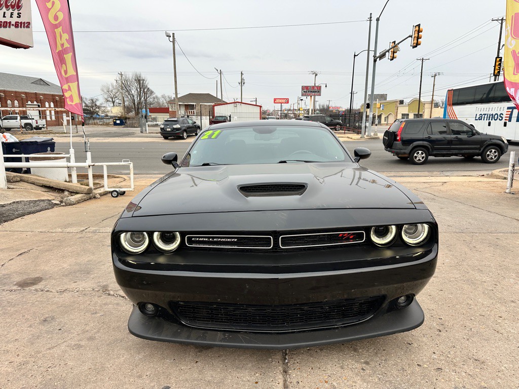 2021 Dodge Challenger Image 2