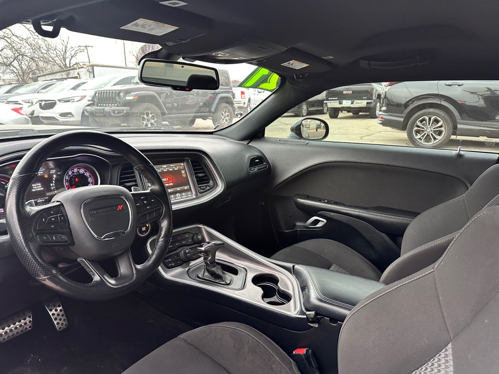 2021 Dodge Challenger Image 10