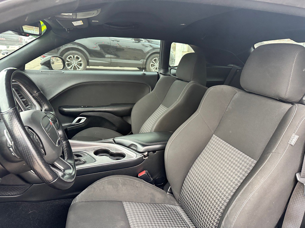 2021 Dodge Challenger Image 11