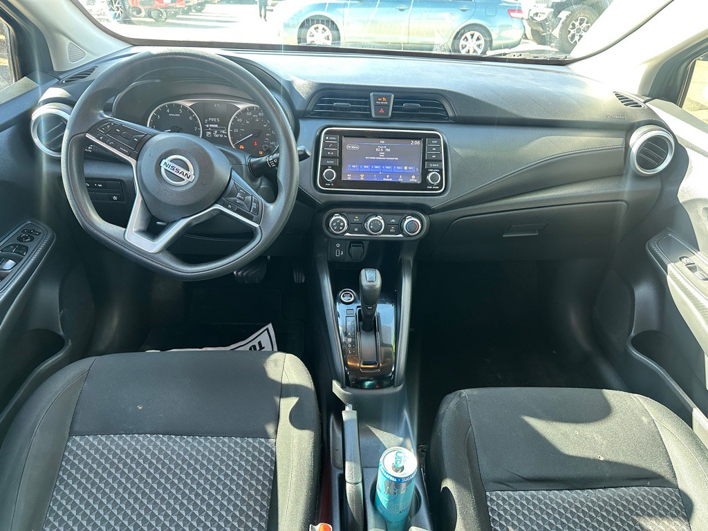 2021 Nissan Versa Image 9