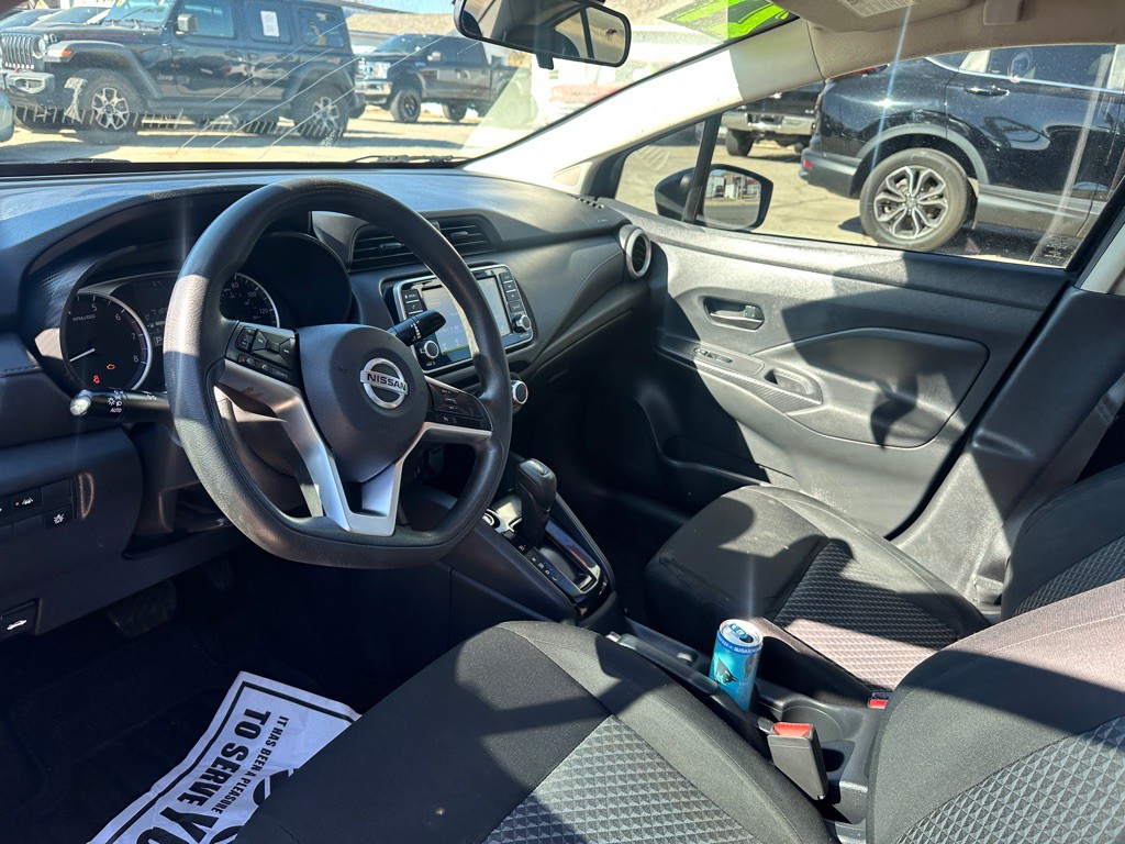 2021 Nissan Versa Image 12