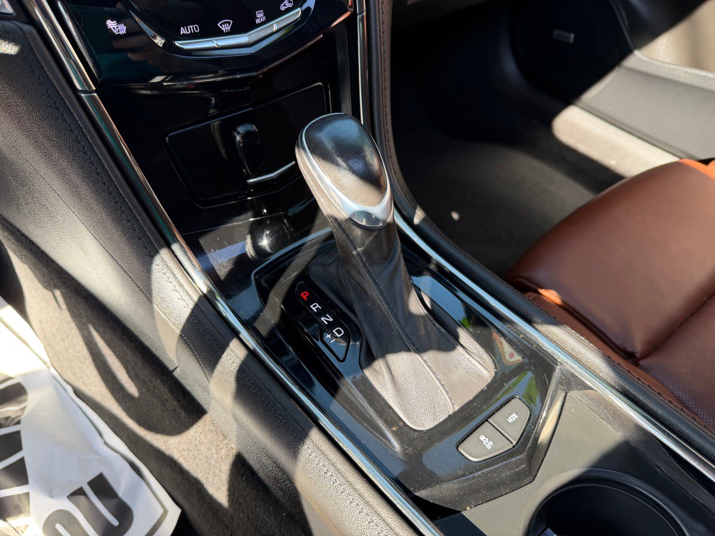 2015 Cadillac ATS Image 12