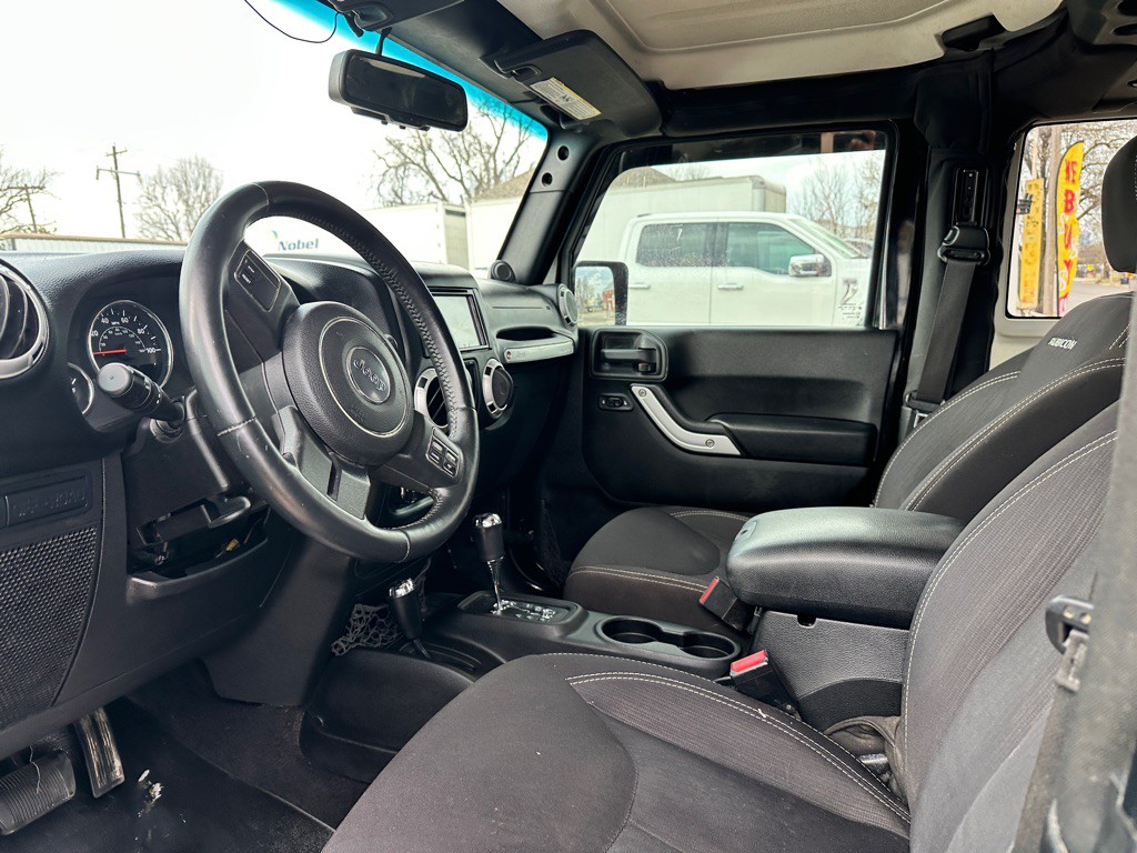 2014 Jeep Wrangler Image 9