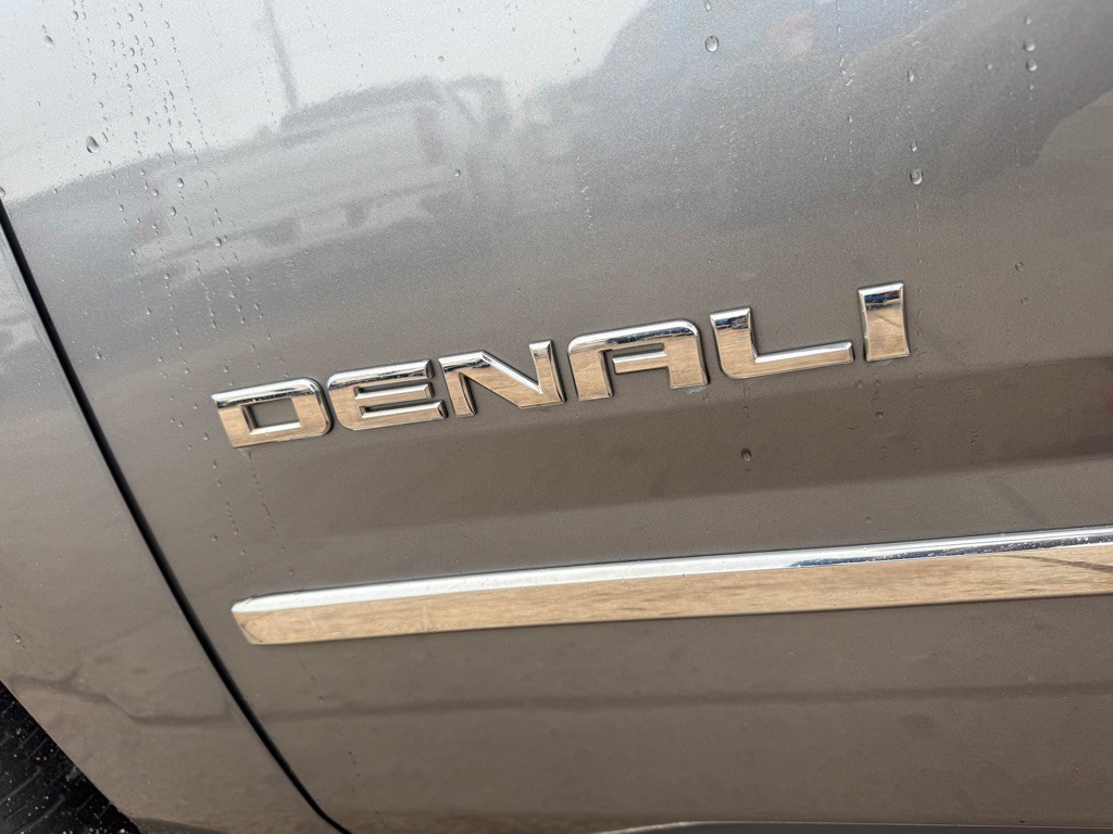 2019 GMC Yukon Image 12