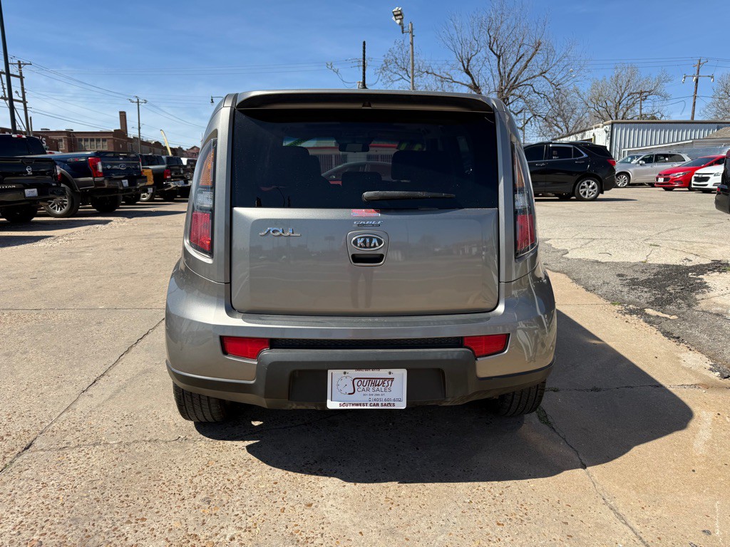 2011 Kia Soul Image 6