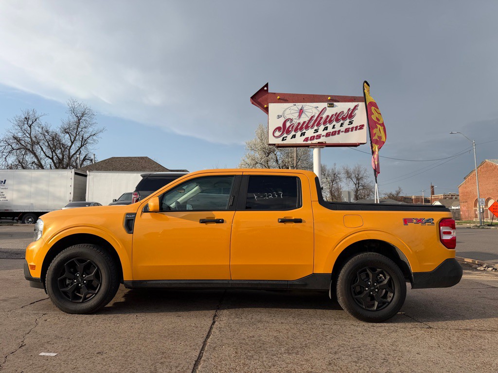 2022 Ford Maverick Image 2