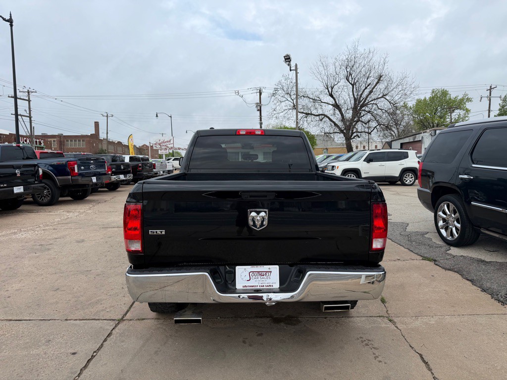 2021 RAM 1500 Image 4