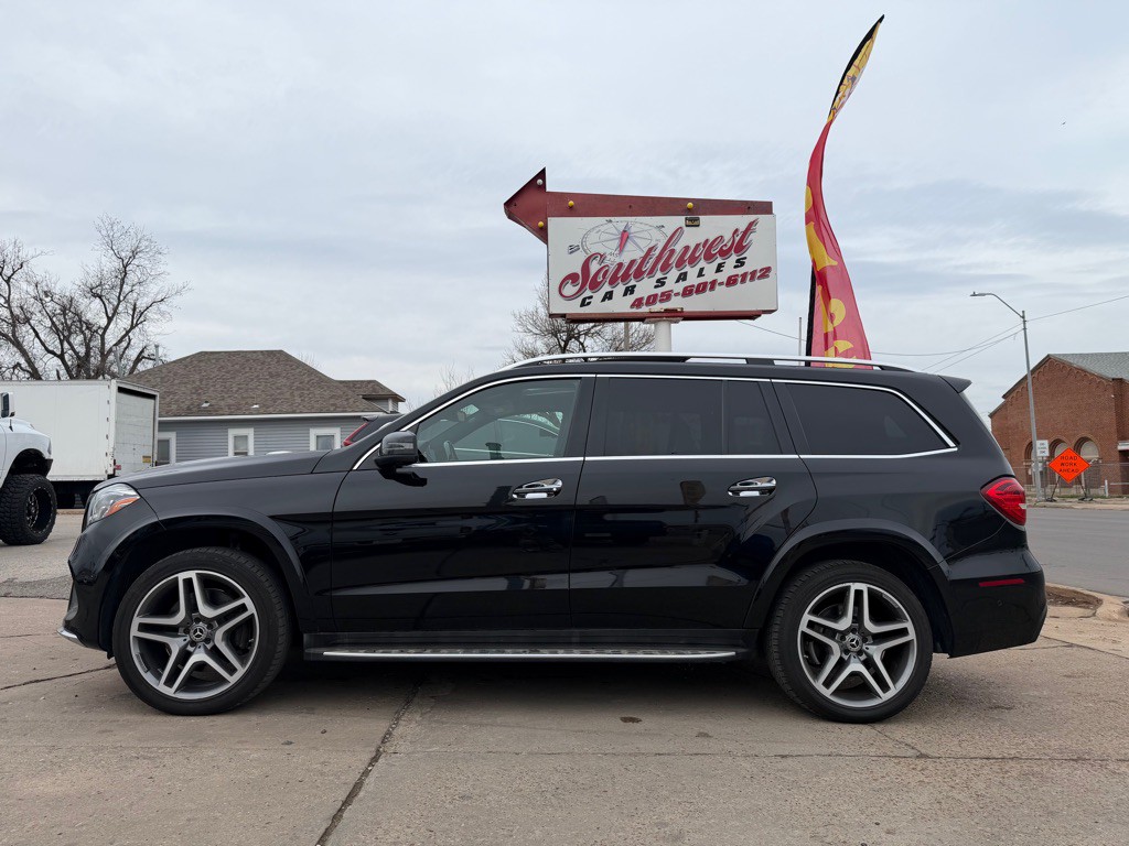 2017 Mercedes-Benz GLS-Class Image 2