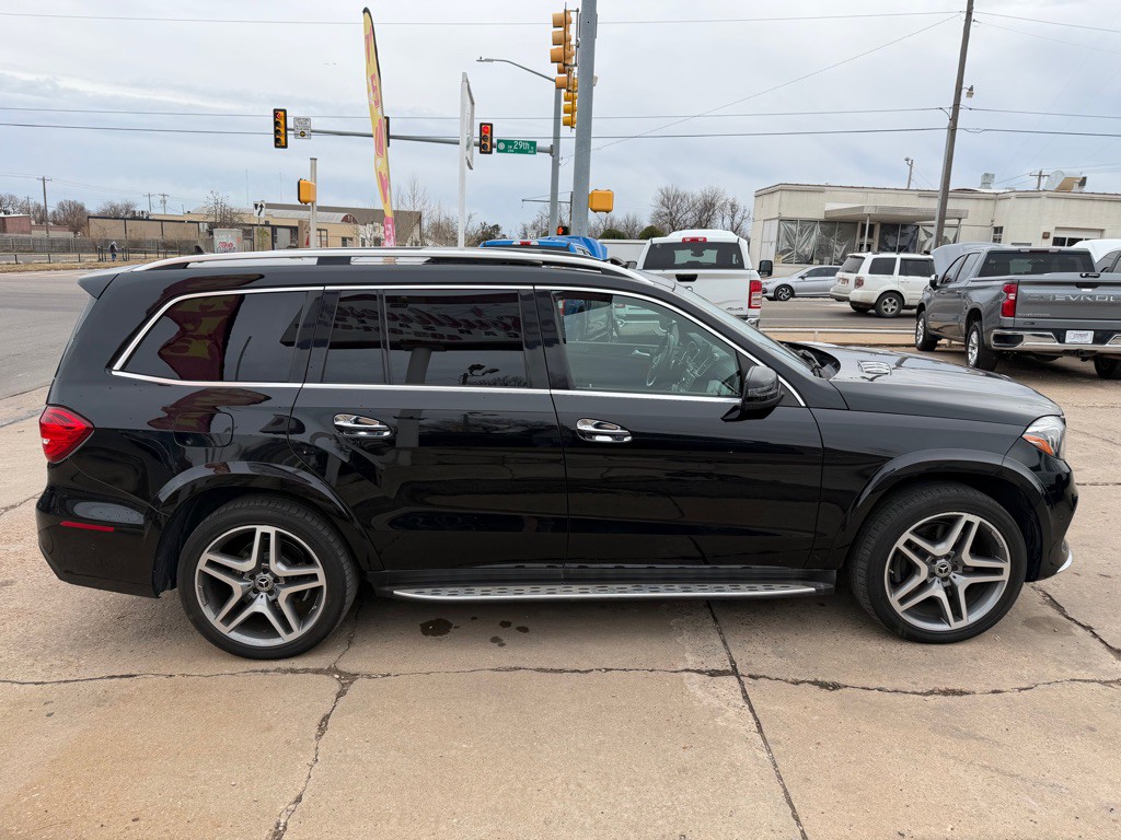 2017 Mercedes-Benz GLS-Class Image 8