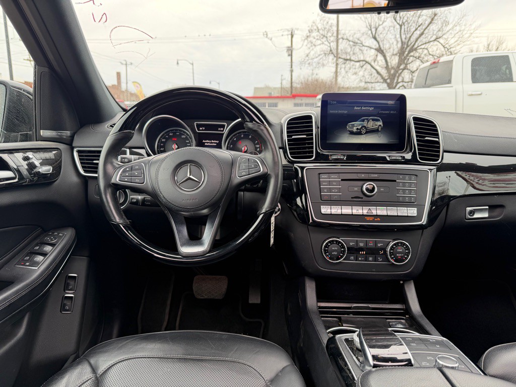 2017 Mercedes-Benz GLS-Class Image 14