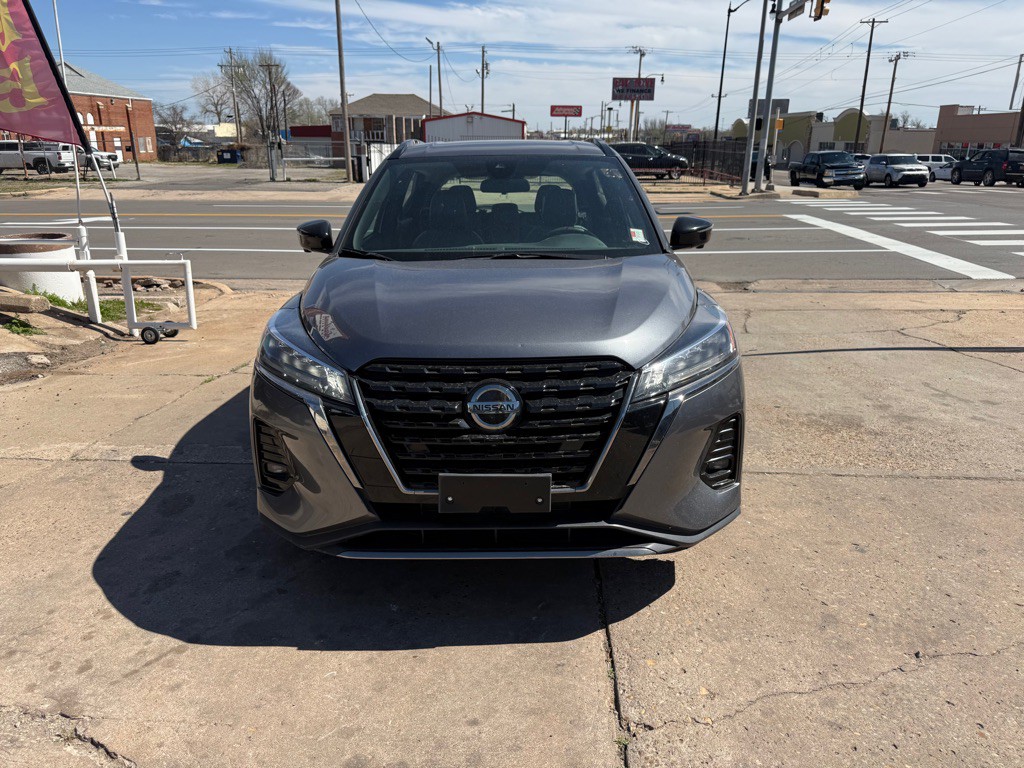2021 Nissan Kicks Image 2
