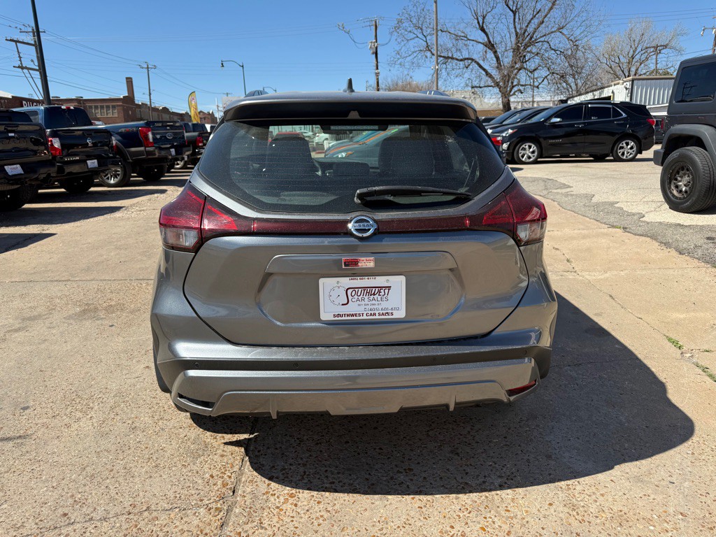 2021 Nissan Kicks Image 6