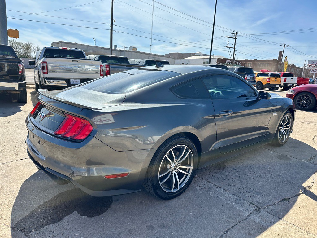 2020 Ford Mustang Image 5