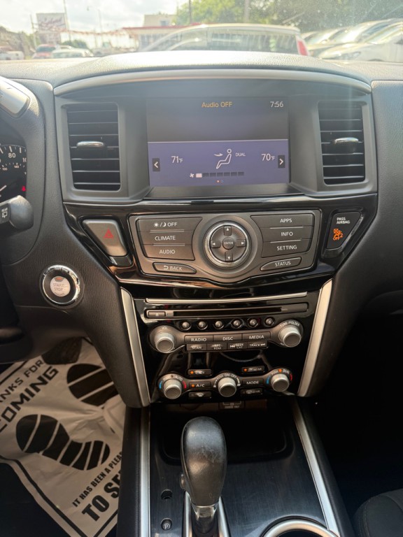 2018 Nissan Pathfinder Image 15