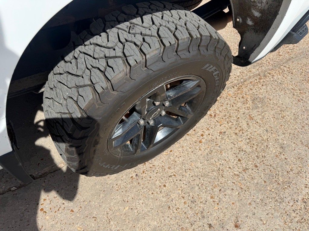 2023 Chevrolet Silverado 1500 Image 9