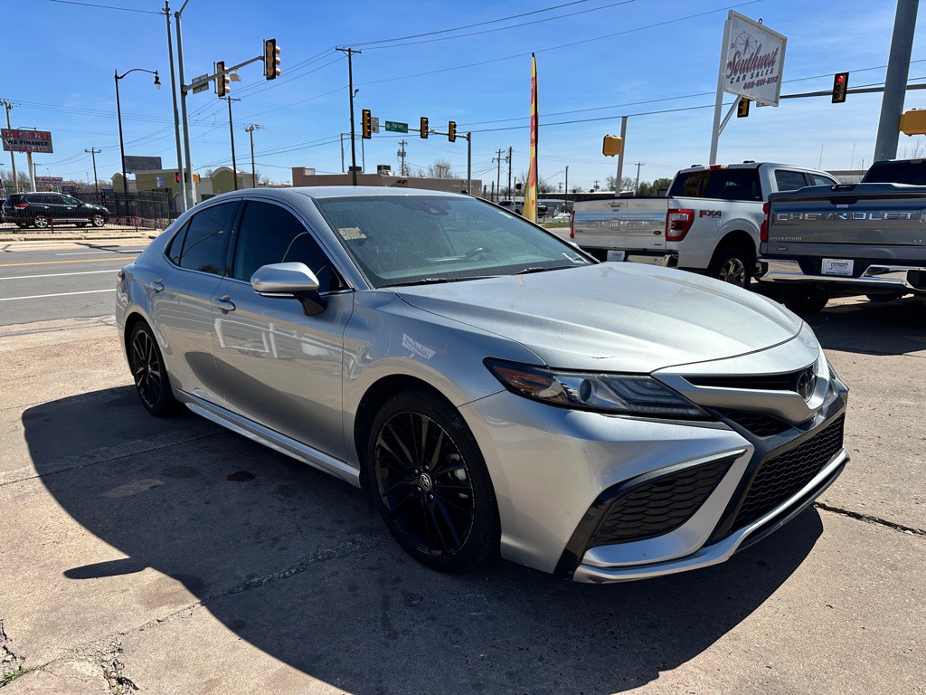 2023 Toyota Camry Image 3