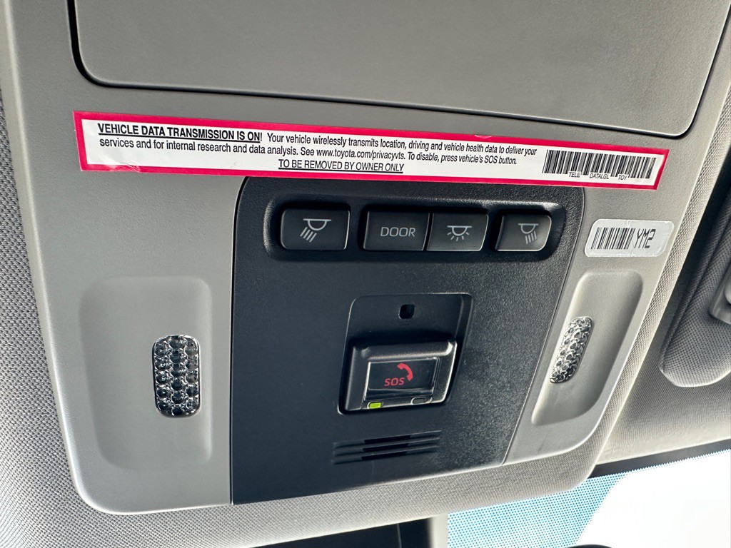 2023 Toyota Camry Image 24